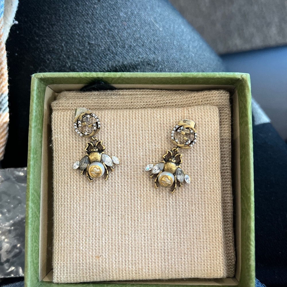 Gucci bee earrings